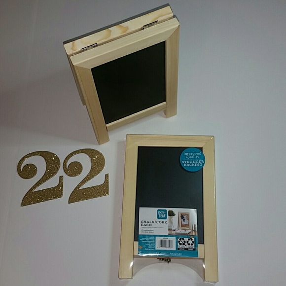 Chalk / Cork Wooden Double-Sided Easel Qty 1 - Picture 4 of 7